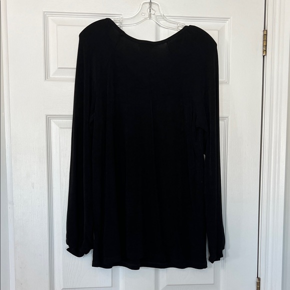 Women's Black Long Sleeve Top - Picture 4 of 4